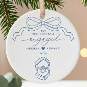 Hand getrokken verloofde kerst keramisch ornament