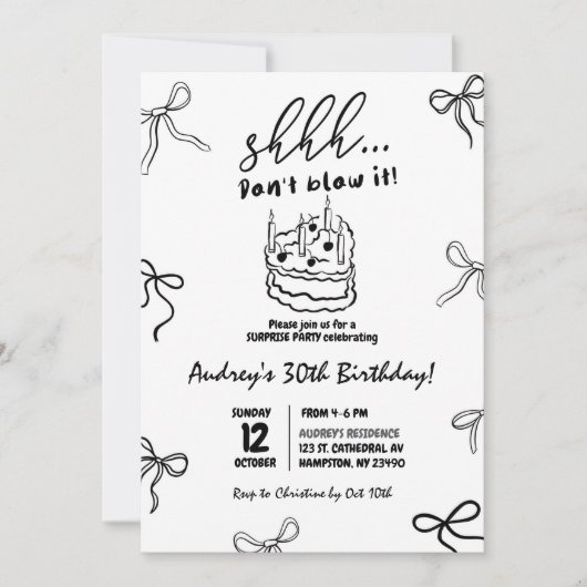 Hand getrokken zwarte boog taart verrassing verjaa kaart (Voorkant)