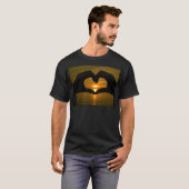 Hand Heart over Sunset T-shirt (Voorkant volledig)