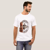 Hand Held Vintage Koffie Stempel T-shirt (Voorkant volledig)