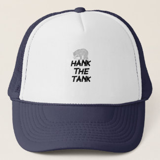 hand het t-shirt van het beer van de tank aan trucker pet