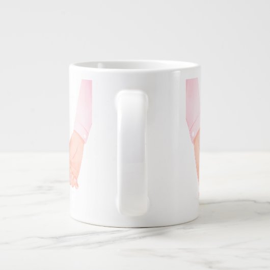 Hand in Hand Love Art - Ouder & Kind Holding Hand Grote Koffiekop (Achterkant)
