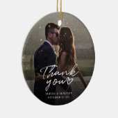 Hand-Lettered kerstbruiloft Foto Dank u Keramisch Ornament (Rechts)