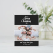 Hand Lettered Kerstfamilie Foto zwart Briefkaart (Staand voorkant)