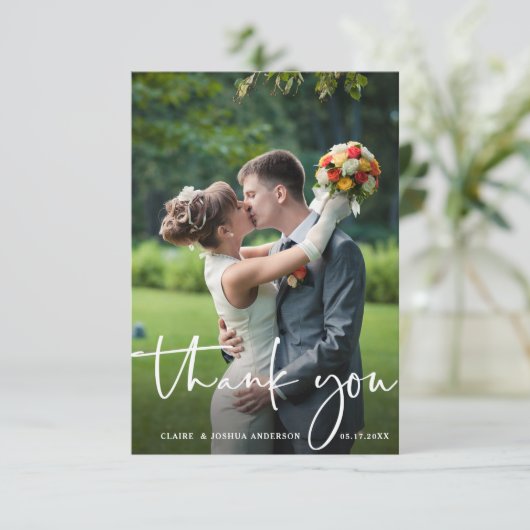 Hand Lettered Script Weduwfoto Hartelijk kaart (Staand voorkant)