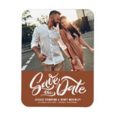 Hand Lettered Terracotta Photo Save the Date Magneet (Verticaal)