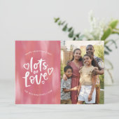 Hand Lettered Veel Liefde Valentijnsdag Foto Kaart (Staand voorkant)