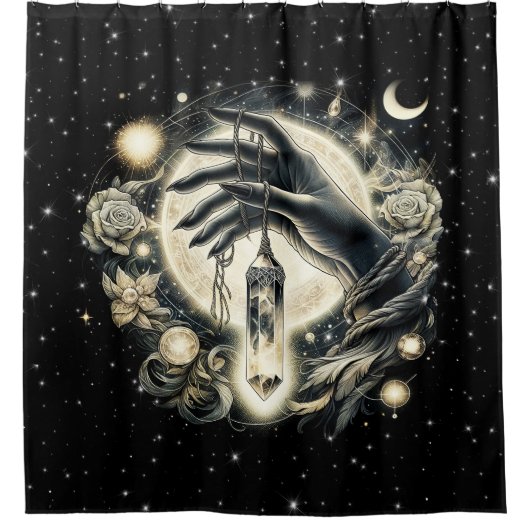 Hand met een kristal onder het maanlicht douchegordijn (Voorkant)