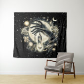 Hand met een kristal onder het maanlicht wandkleed (In Situ (horizontaal))