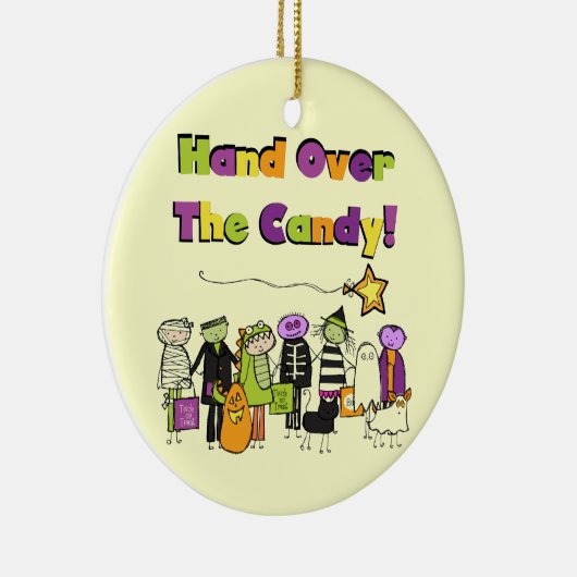 Hand over het Snoep Halloween Tshirts and Gifts Keramisch Ornament (Rechts)