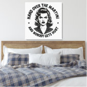 Hand Over The Martini – Retro Canvas Muurkunst Afdruk (Insitu (Slaapkamer))