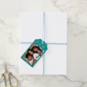 Handbeschilderd wit & Aqua Snowflakes op Blauwgroe Cadeaulabel (Met Touw)