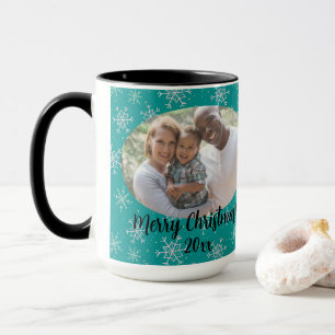 Handbeschilderd wit & Aqua Snowflakes op Blauwgroe Mok