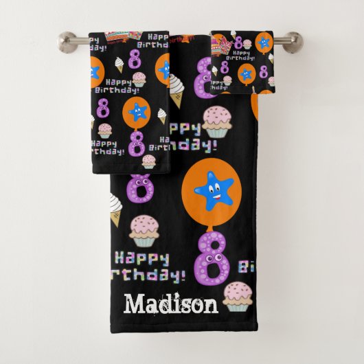 Handdoeksets, #8 Happy 8th Birthday Bad Handdoek (Insitu)