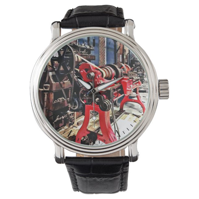 Handdraaibank circa 1880 horloge (Voorkant)
