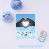 Handen in Heart Shape Silhouette op Blue Sky Flyer (Enkel)