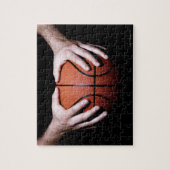 Handen met basketbal legpuzzel (Verticaal)