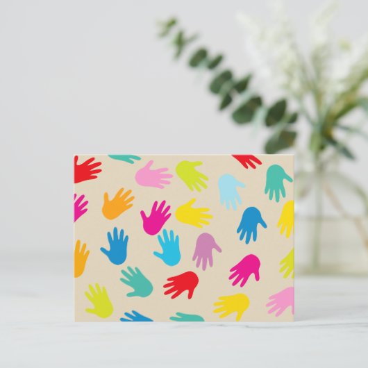 Handen over de hele wereld briefkaart (Staand voorkant)