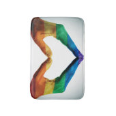 Handen schilderd als regenbooghart badmat (Voorkant Verticaal)