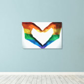 Handen schilderd als regenbooghart canvas afdruk (Insitu (Houten vloer))