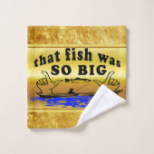 Handen uit elkaar, met een vis en een boot met wat bad handdoek (Wasdoekje)