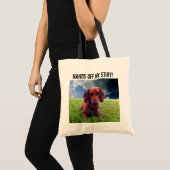 Handen uit tote bag (Voorkant (product))