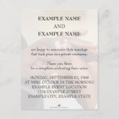 Handen van een bruiloft met een ring informatiekaartje (Achterkant)