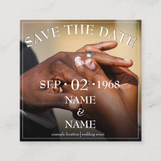 Handen van een bruiloft met ring informatiekaartje (Voorkant)