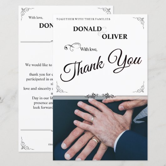 Handen van een Gay Bruiloft Paar met Ringen (Voorkant / Achterkant)