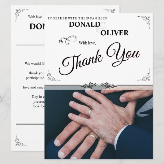 Handen van een Gay Bruiloft Paar met Ringen (Voorkant / Achterkant)