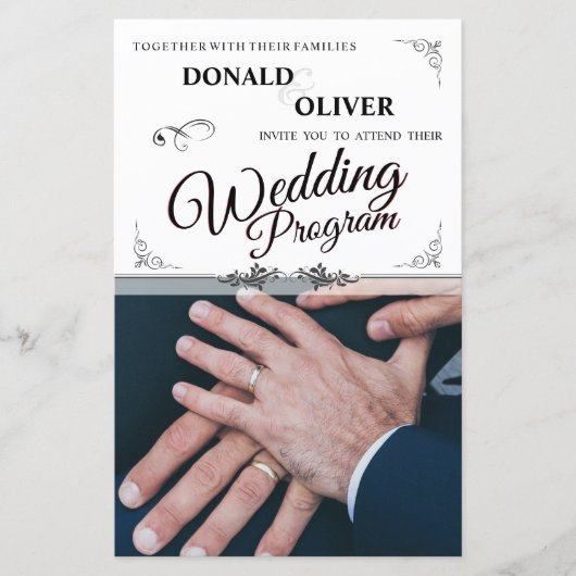 Handen van een Gay Bruiloft Paar met Ringen (Voorkant)