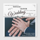 Handen van een Gay Bruiloft Paar met Ringen (Voorkant)