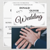 Handen van een Gay Bruiloft Paar met Ringen (Voorkant / Achterkant)