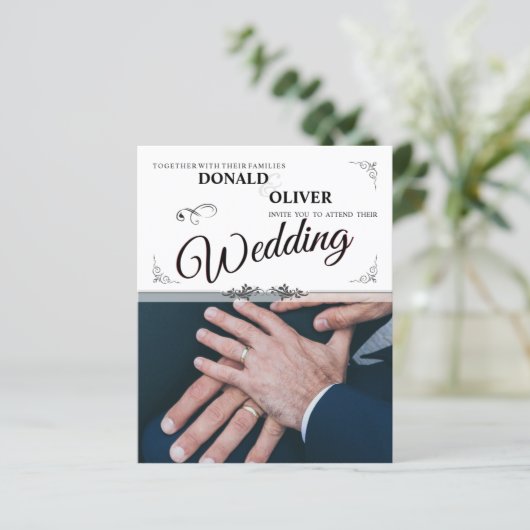 Handen van een Gay Bruiloft Paar met Ringen (Staand voorkant)