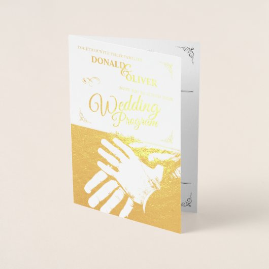 Handen van een Gay Bruiloft Paar met Ringen Folie Kaarten (Voorkant)
