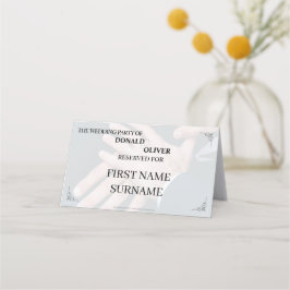 Handen van een Gay Bruiloft Paar met Ringen Plaatskaartje