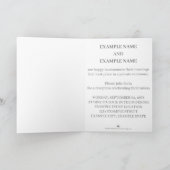 Handen van een gekleurd bruidspaar met ring aankondiging (Binnen)