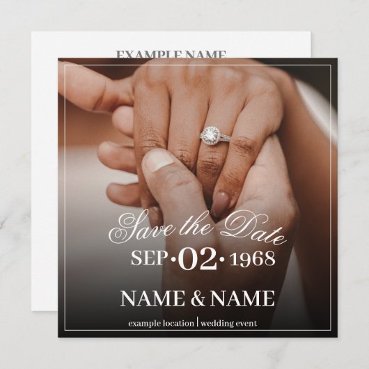 Handen van een gekleurd bruiloft paar met ring (Voorkant / Achterkant)