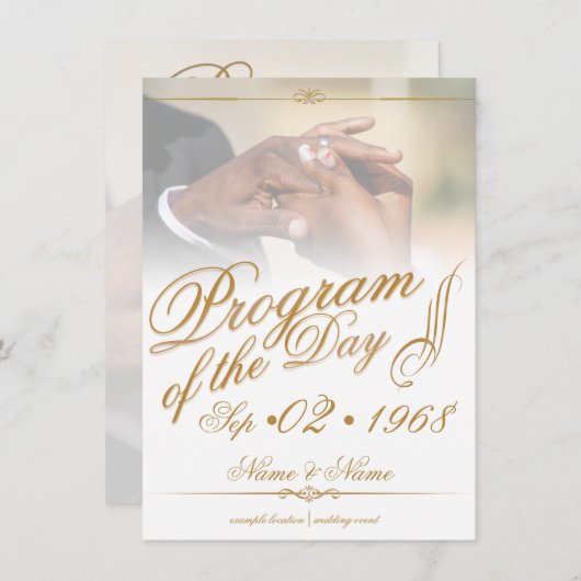 Handen van een gekleurde bruiloft op ringgoud (Voorkant / Achterkant)