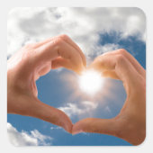 Handen van liefde vierkante sticker (Voorkant)