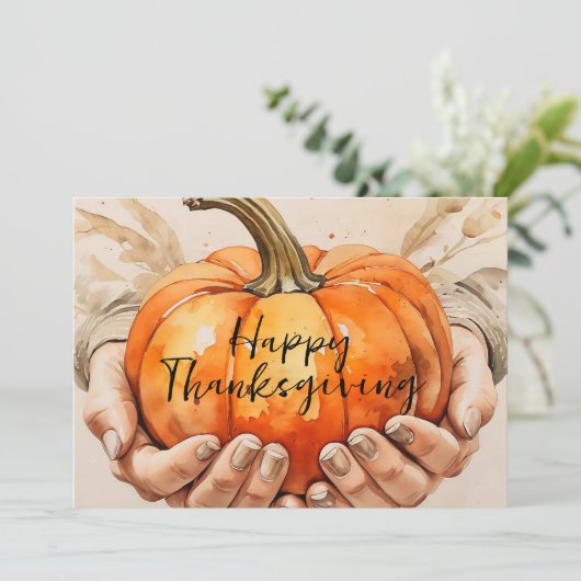 Handen voorzichtig een pompoen Thanksgiving Feestdagenkaart (Staand voorkant)