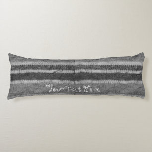 handgebreid zwart-wit gestreept design lichaamskussen