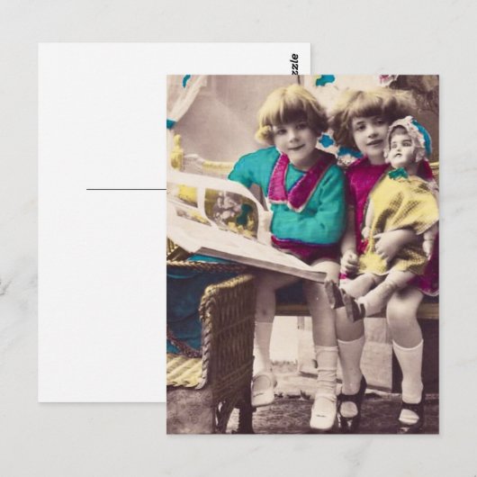 Handgekleurde kleine meisjes die  lezen briefkaart (Voorkant / Achterkant)