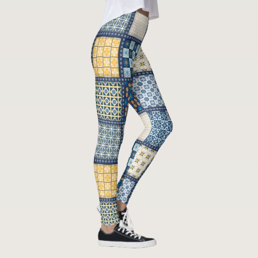 Handgemaakt  gelakt weefsel. Leggings (Rechts)