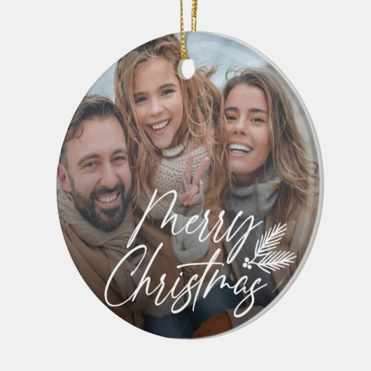 Handgemaakt Merry Christmas script w / Pine boughs Keramisch Ornament (Links)