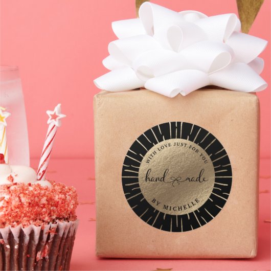 Handgemaakt met de gouden zonnecirkel van de Liefd Ronde Sticker (Feest)