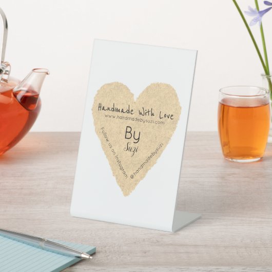 Handgemaakt met liefde door Suzi Heart Reclamebord Met Voetstuk (Insitu)