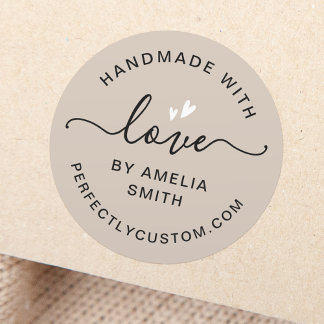 Handgemaakt met liefdeshartnaam URL lichtbruin Ronde Sticker