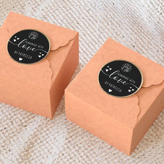 Handgemaakte liefde typografie logo harten goud zw ronde sticker