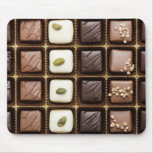 Handgemaakte luxe chocolade in een doos muismat